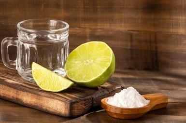 Why You Feel Weak in Hot Weather – The Hidden Science Behind It 16 Hot Water, Lemon, and Salt