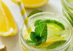 Lemon-mint detox water