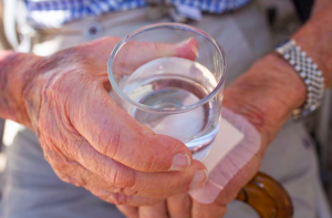 Hydration To Care Elderly